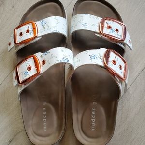 Steve Madden Sandals